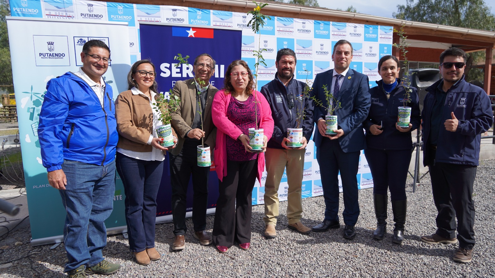 SLEP Aconcagua y Municipalidad de Putaendo firman convenio para implementar programa ambiental en nueve establecimientos educacionales